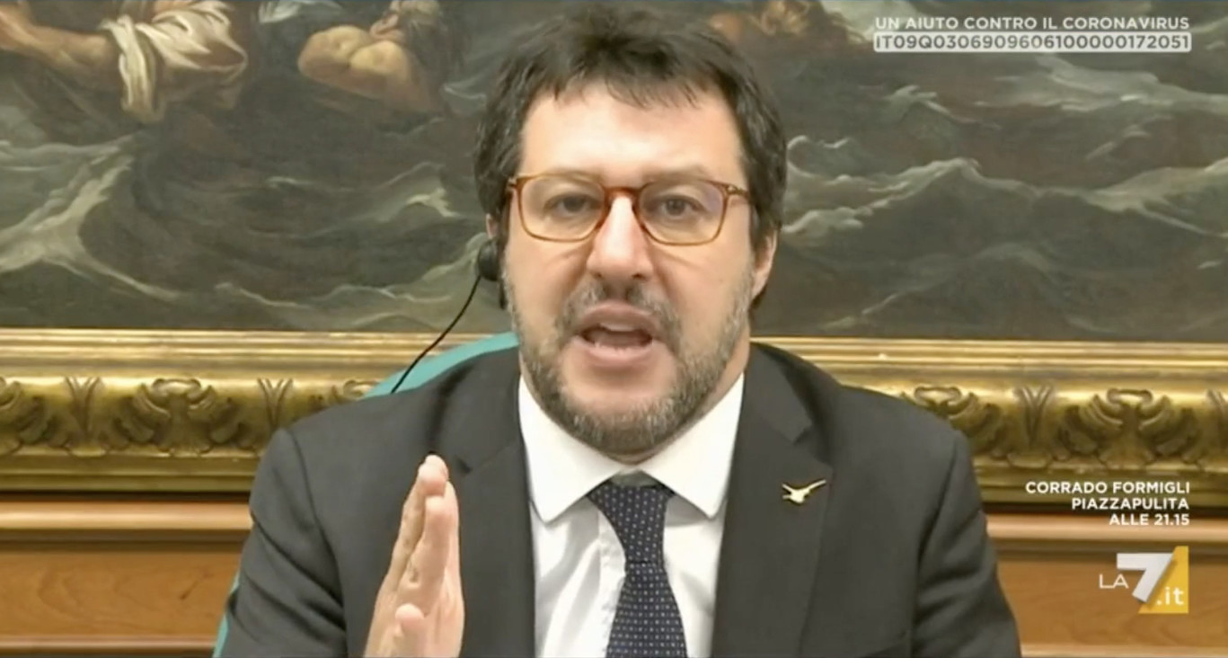 Migranti, Salvini: sanatoria indiscriminata una sciagura per l’Italia