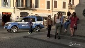 Niente Irap a giugno e 500 euro come bonus turismo