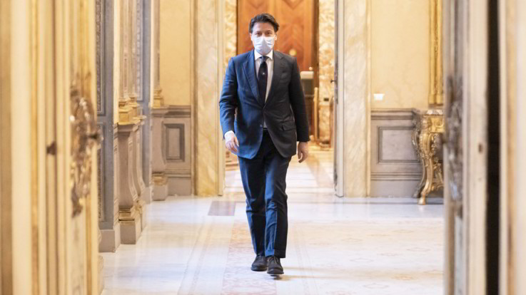Decreto Rilancio, norma migranti ci sarà. Gualtieri: Sciolti i nodi politici