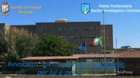 Siracusa: droga e telefonini nel carcere, arrestato un avvocato