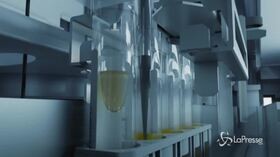 Coronavirus: “Vaccino tra un anno”