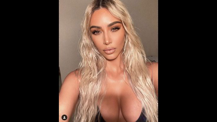 Kim Kardashian, serie infinita di scatti audaci in intimo