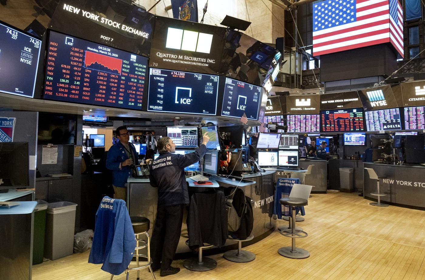 Moderna azzoppa Wall Street, scienziati scettici su esiti test vaccino anti-Covid