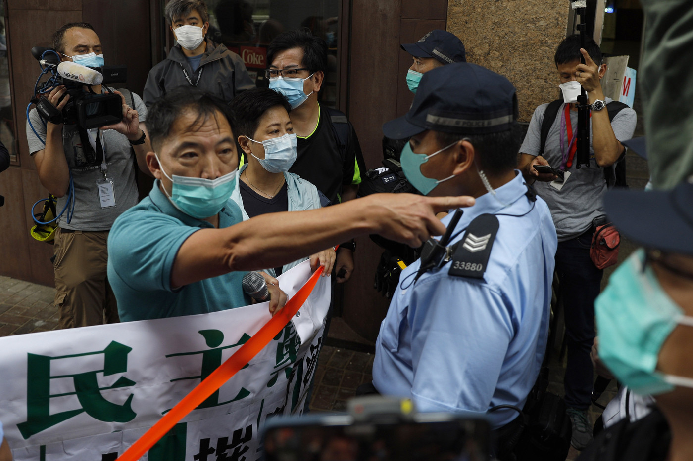 Hong Kong, alta tensione per la nuova legge pro Pechino
