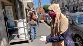 Silvia Romano, prima uscita dopo quarantena. Screzio con i cronisti