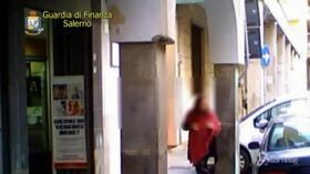 Salerno, scoperta falsa cieca: percepiva 700 euro al mese da 7 anni