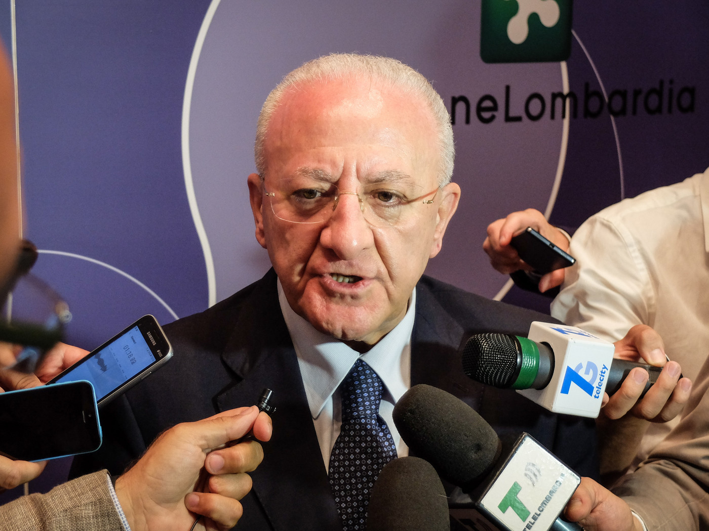 De Luca: “Non si comprende il motivo di una riapertura generalizzata”