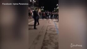 Avellino, follia del sindaco Festa: fomenta un assembramento di giovani