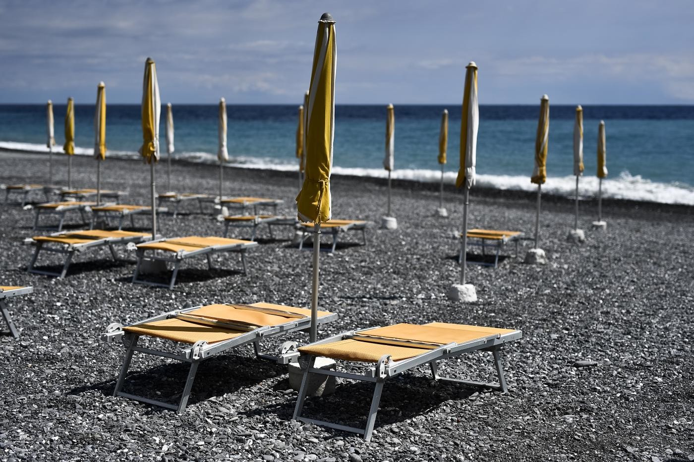 Estate, ecco le regole per spiagge sicure