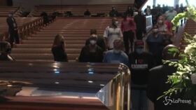 Floyd: in migliaia alla camera ardente, oggi i funerali a Houston