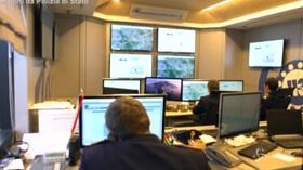 Firenze, rubavano immagini dai social per siti di incontro