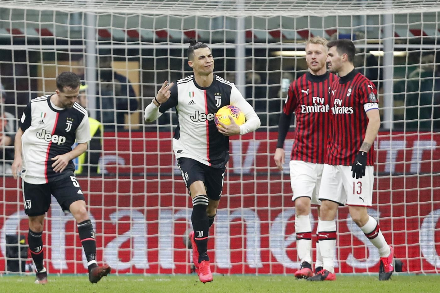 Coppa Italia, Juve-Milan riaccende le luci del pallone dopo il buio del lockdown
