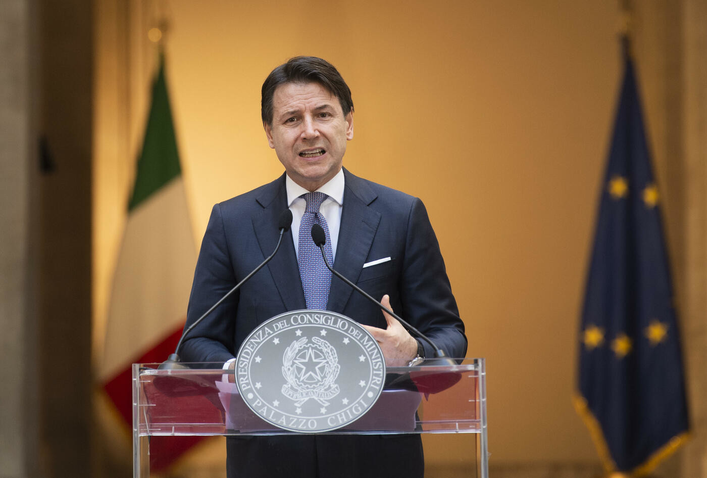 Stati Generali al via a Roma, Conte: “Progettare il rilancio è anche investire in bellezza”
