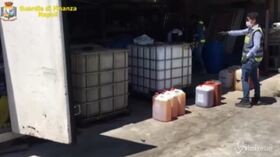 Napoli, distribuzione abusiva di carburanti: 6 denunce