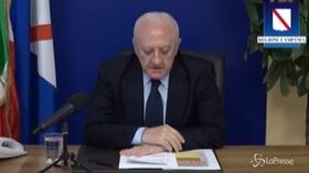 De Luca a Salvini: “Cafone politico e tre volte somaro”