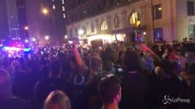 Stati Uniti, attivisti pro e contro Trump fuori dal meeting di Tulsa