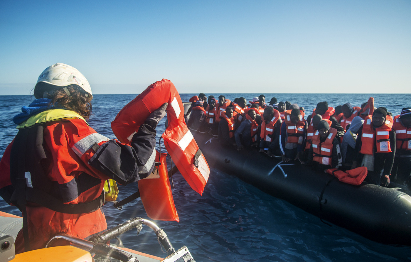 Coronavirus: 28 migranti della Sea Watch positivi a Porto Empedocle