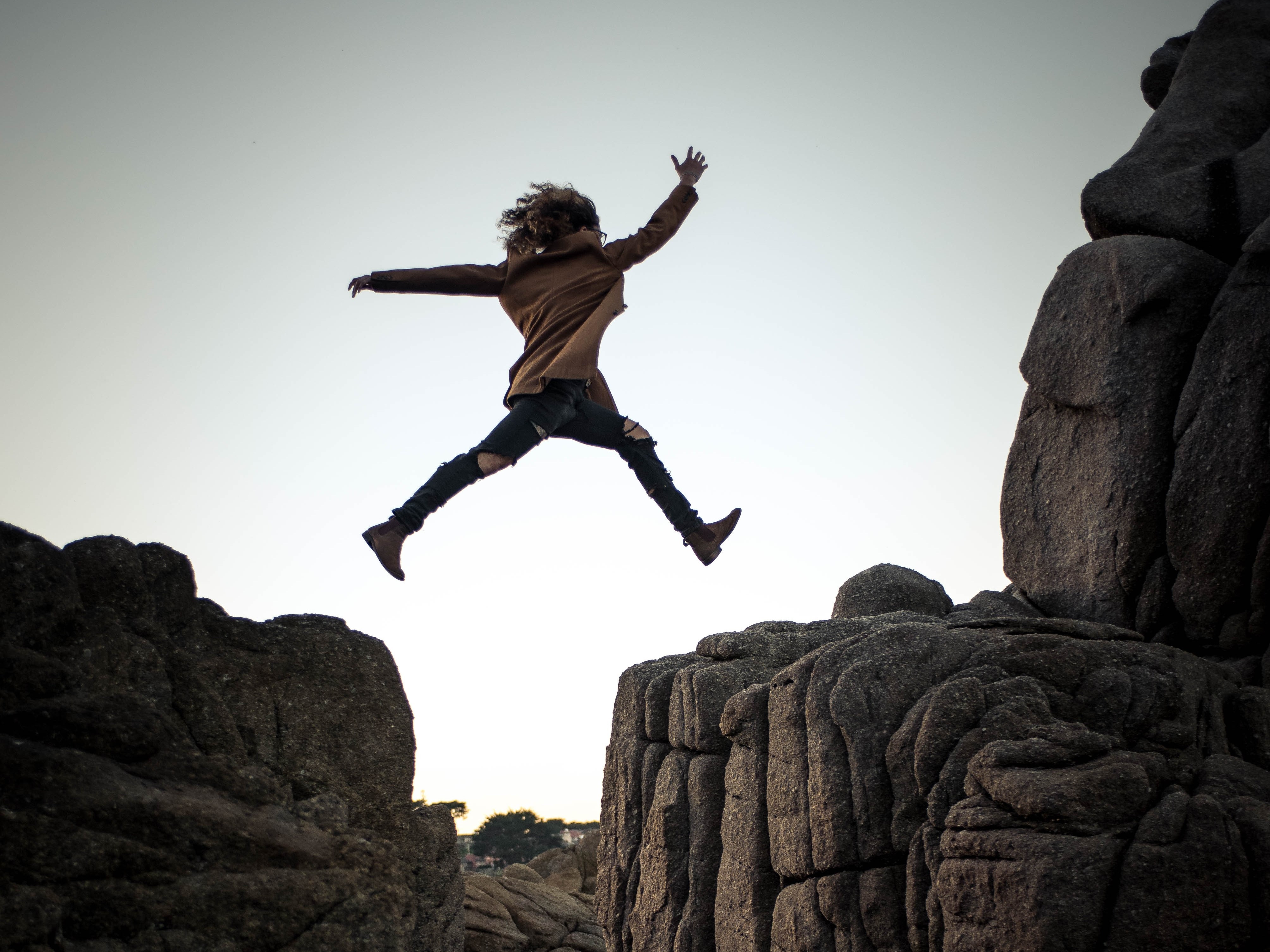 L’oroscopo di lunedì 19 giugno: Pesci, coraggio in amore