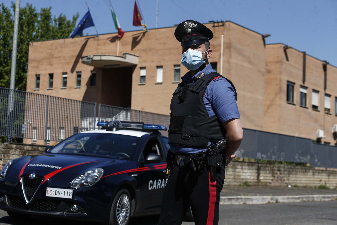 Grosseto: uomo morto e moglie ferita, ipotesi tentato omicidio-suicidio