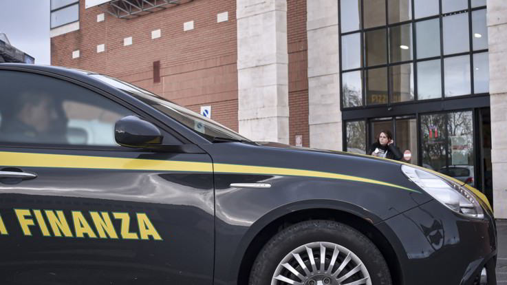Servizi a pagamento e truffe, perquisizioni alla sede di Wind-Tre