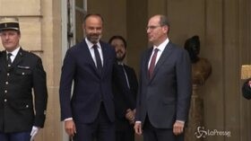 Francia, Castex accolto da Philippe prima dell’avvicendamento