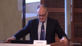 Gualtieri: “Fare presto per evitare depressione”