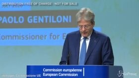 Ue, Gentiloni: “La pandemia ha colpito in maniera più dura di quanto ci aspettassimo”