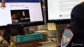 Si scambiavano foto e video pedopornografici: denunciati 20 minori