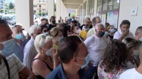 Migranti positivi al covid ad Amantea, continua la protesta dei cittadini