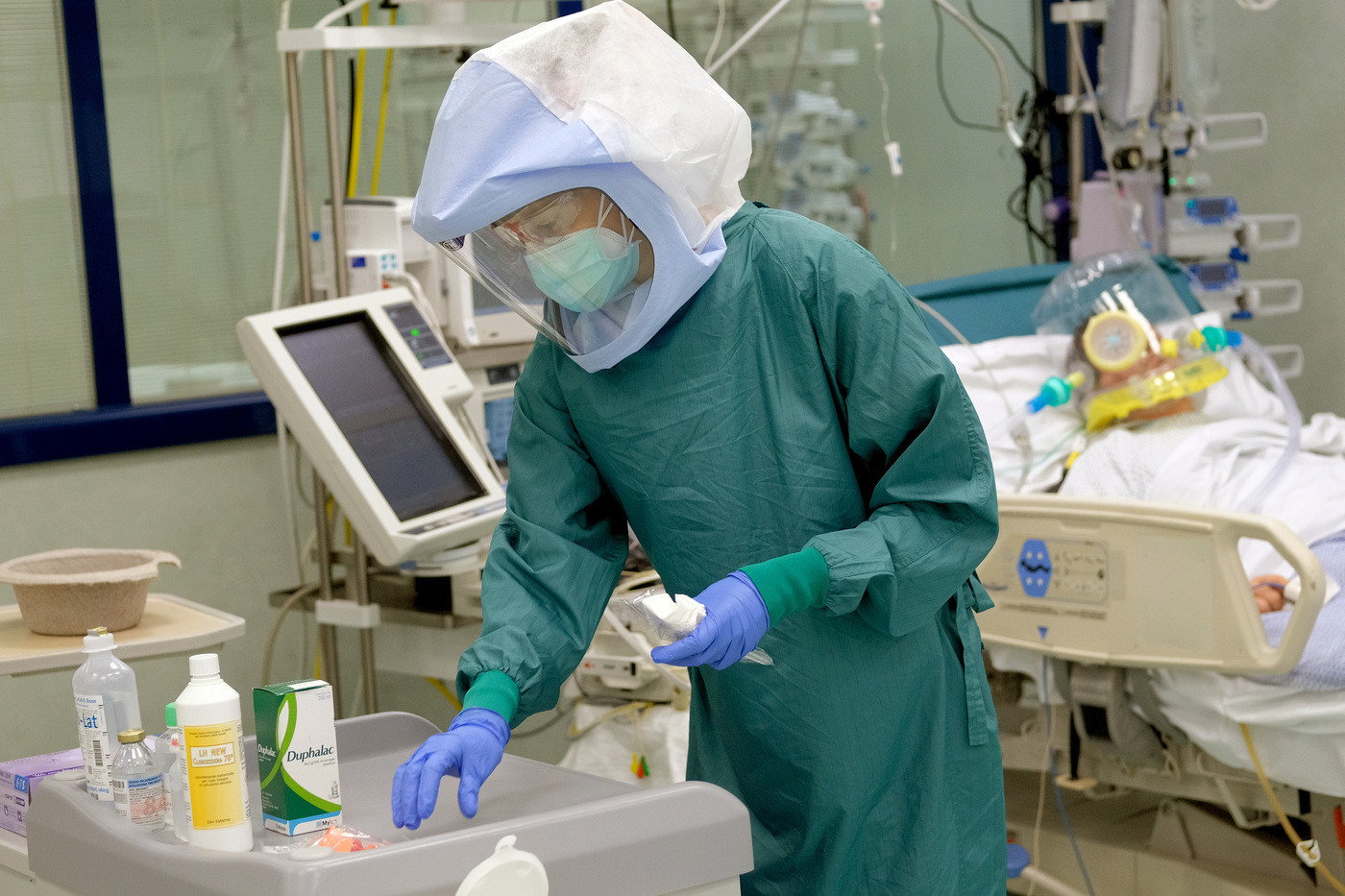 Coronavirus, diminuiscono i contagi in Italia: 17 le vittime, 4 più di ieri