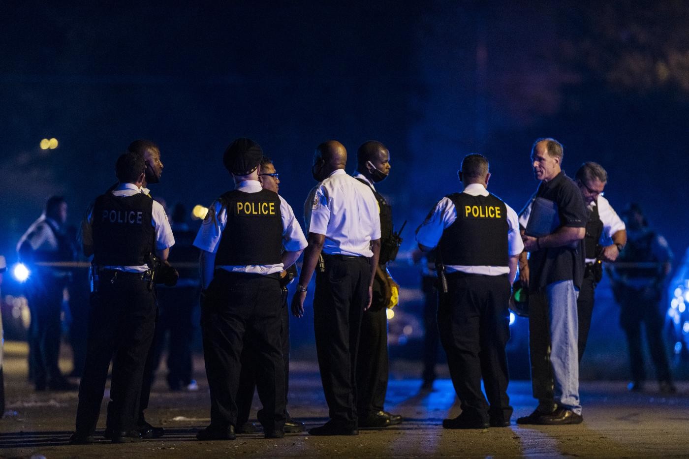 Usa, sparatoria in pompe funebri a Chicago: 14 feriti