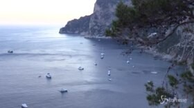 Coronavirus, a Capri con la mascherina nei week end. Il sindaco: “Dobbiamo tutelarci”