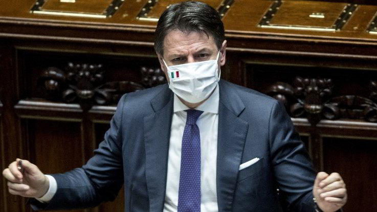 Recovery fund, cabina regia non piace. Fico: Parlamento è task force italiani