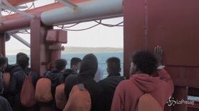 Sos nel Mediterraneo: “Stiamo morendo”