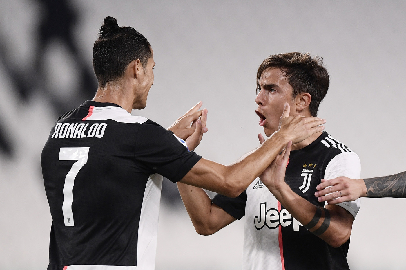 Le pagelle dei bianconeri: Dybala e CR7 trascinatori