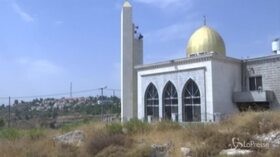 Medioriente, incendiata moschea in Cisgiordania: su muri scritte in ebraico