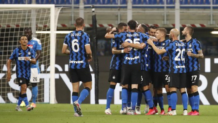 L'Inter piega il Napoli e si riprende il 2° posto