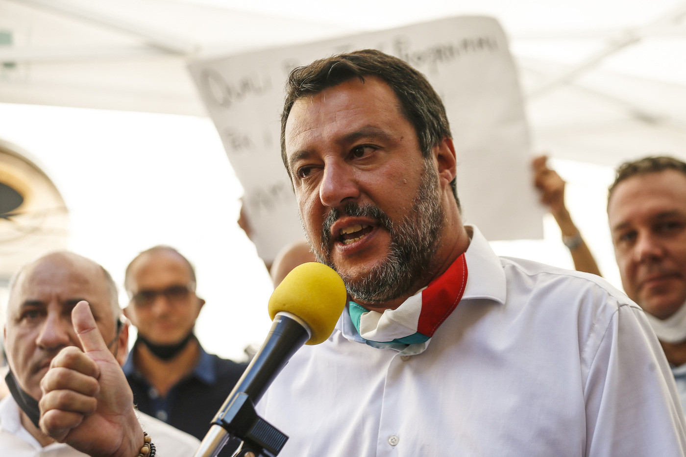 Centrodestra sceglie unità. Salvini sente Mattarella: Preoccupato