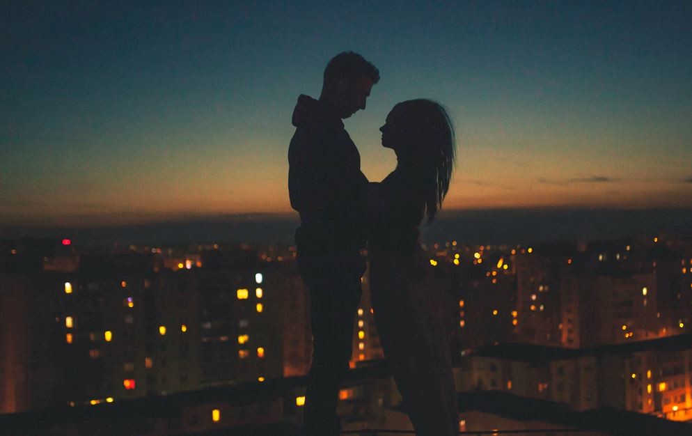 Oroscopo del giorno, giovedì 30 luglio. Pesci: Un incontro folgorante in serata