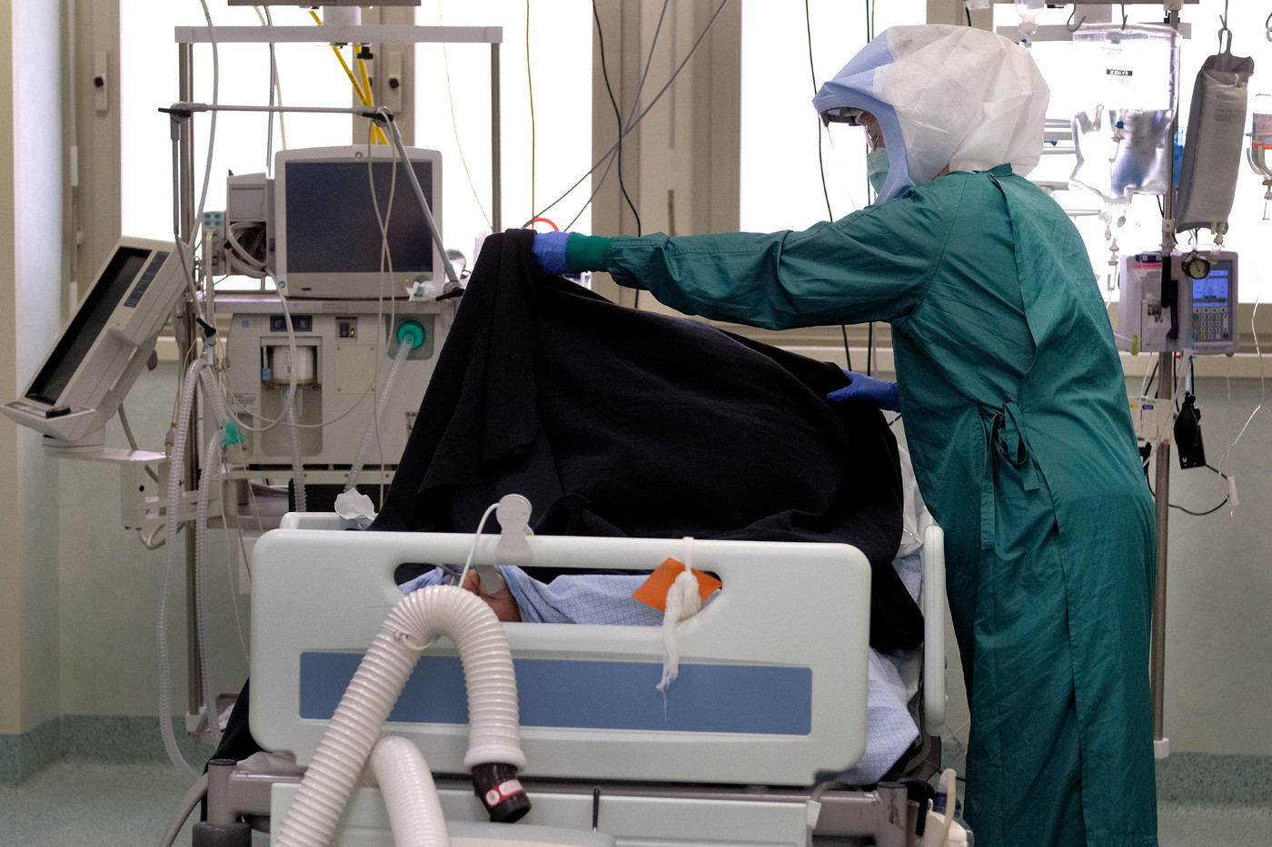 Coronavirus, 379 nuovi casi e 9 morti nelle ultime 24 ore in Italia