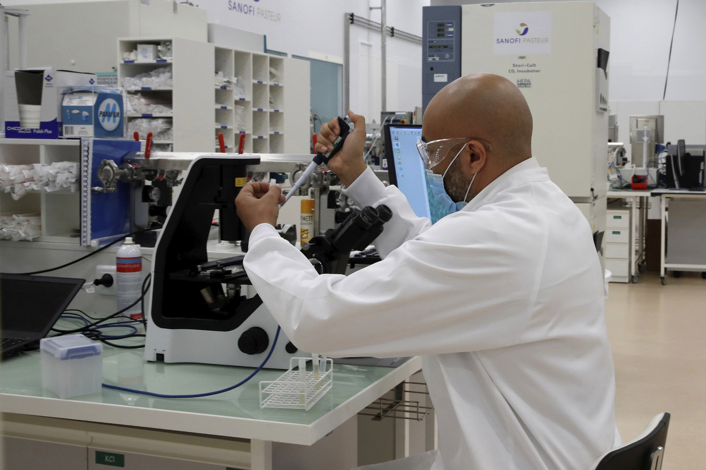 Francia, indagini per omicidio colposo su Sanofi per l’antiepilettico Depakine