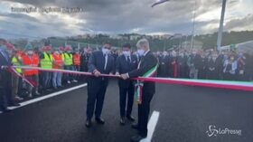 Ponte Genova, taglio nastro con Conte, Bucci e Toti