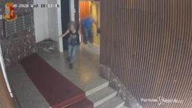Genova: polizia arresta marocchino per evasione, ricettazione e rapina aggravata