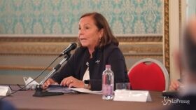 Migranti, Lamorgese: “Più sbarchi dell’anno scorso, ma c’è Tunisia in crisi”