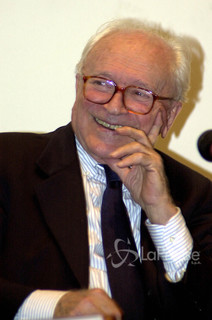 Editoria, morto Arrigo Levi: aveva 94 anni