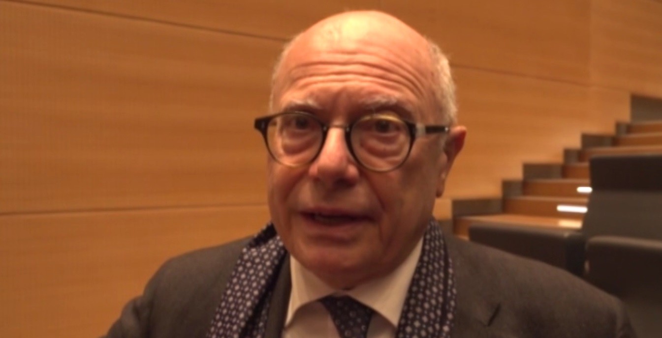 Galli: “Impossibile per i bambini portare la mascherina per 5 ore”