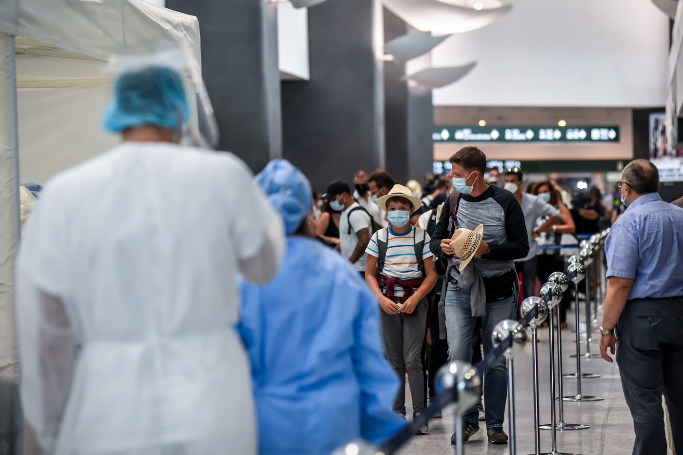 I contagi continuano a correre in Italia, +1.411 in 24 ore