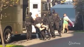 Bielorussia: in migliaia in piazza nella nuova manifestazione contro Lukashenko, oltre 120 arresti