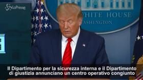 Portland, Trump: “Violenze alimentate dall’estrema sinistra che demonizza la nostra Nazione e la nostra polizia”