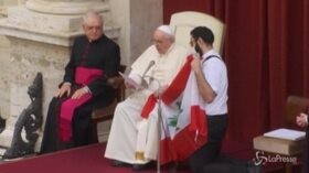 Libano, Papa: Non abbandonare il Paese. Venerdì giornata preghiera e digiuno